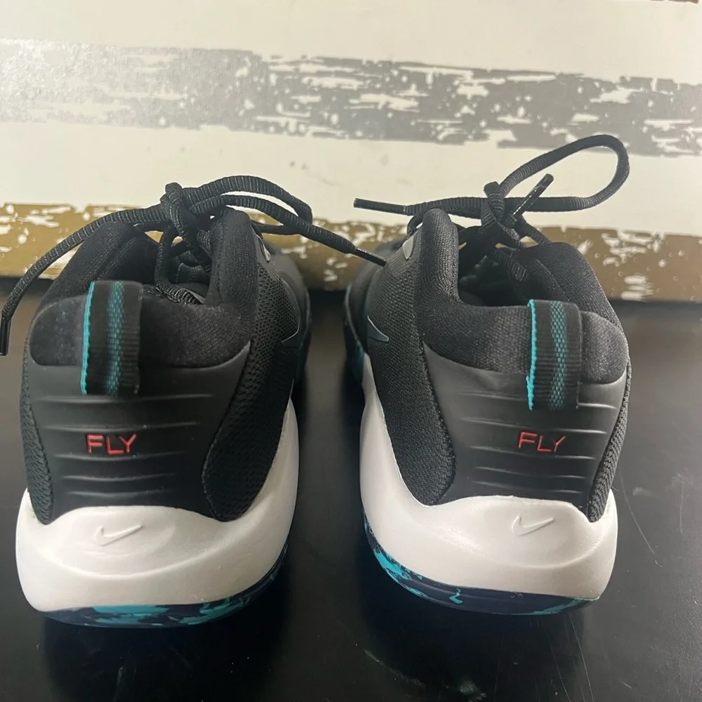 Nike Isofly